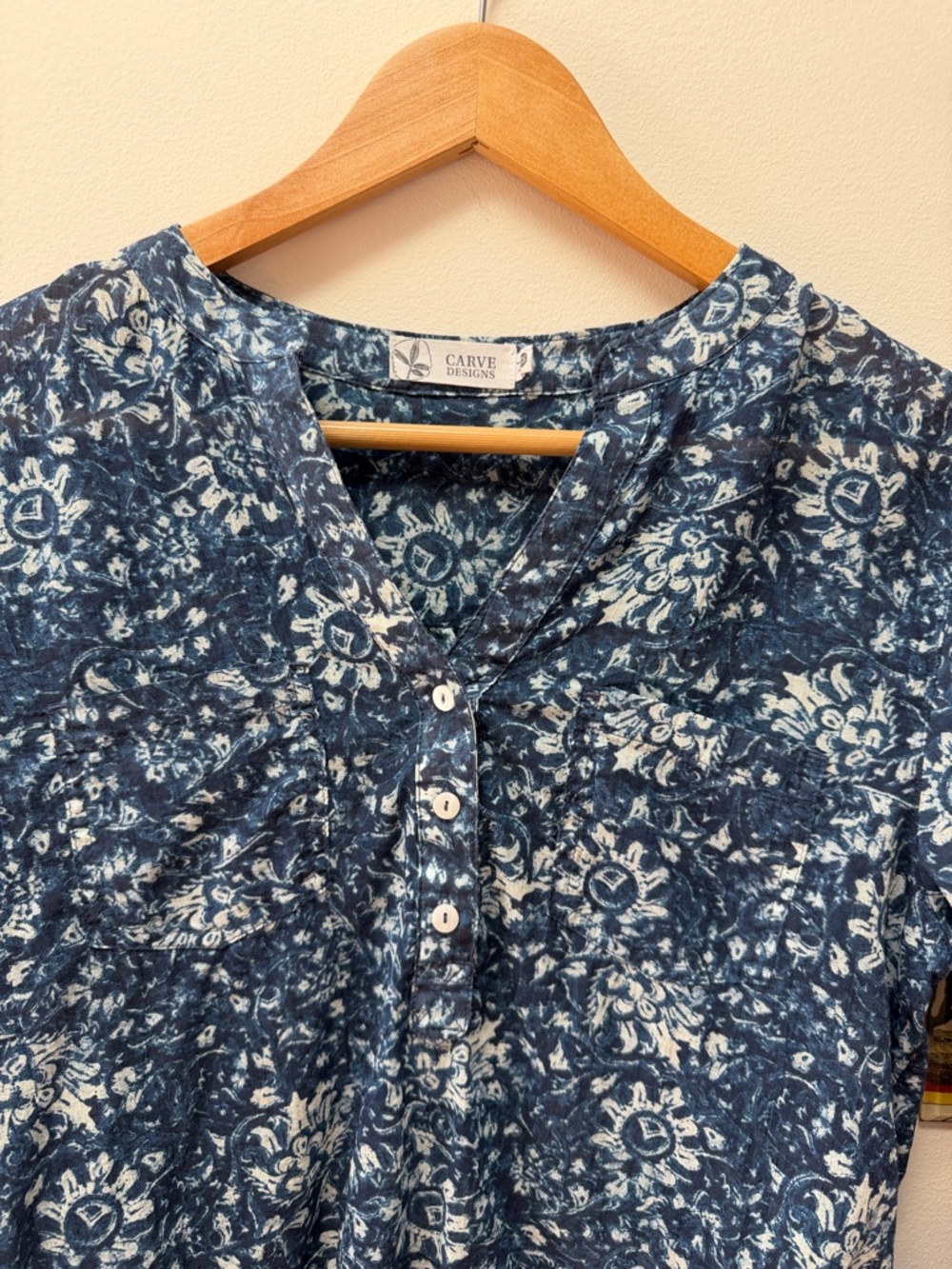 Carve Designs Dylan 100% organic Tunic Shirt - Picture 2 of 3